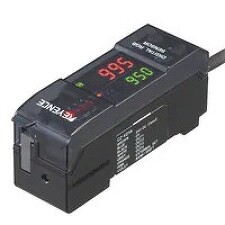 KEYENCE CZ-V21AP Smart RGB Digital Sensor Amplifier Main Unit PNP