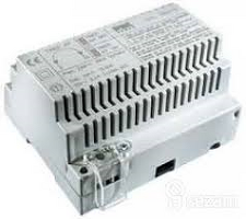URMET 786/11 Zdroj 230V,28VA pro systémy dom.telef.3 DIN moduly