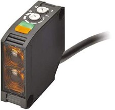 OMRON E3JK-DP12 2M OMI Fotoel.senzor, hranatý, červená LED, dif.,300mm,24VDC,PNP,kab.2m