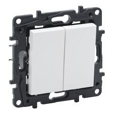 LEGRAND 863108 Niloé STEP Střídavý přepínač řazení č.6+6 bílá