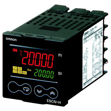 OMRON E5CN-HC2M-500 AC100-240 regulátor teploty